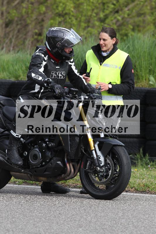 Archiv-2025/10 23.04.2025 Cornu Master School ADR/rot-rouge/12